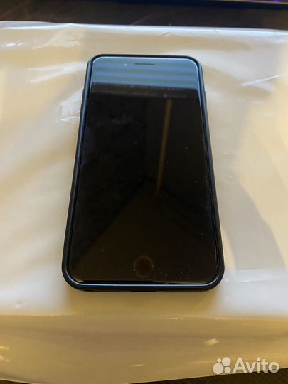 Телефон iPhone 7 plus 32GB