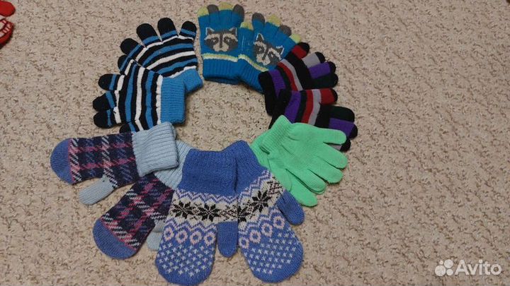 Варежки перчатки краги пинетки носочки для детей