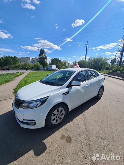 Инструктор на машине киа рио