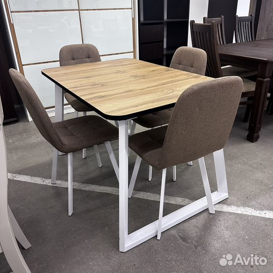 Стол и стулья лофт
