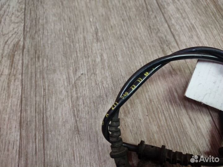 Датчик abs передний Mercedes-Benz E W211 M272 2007