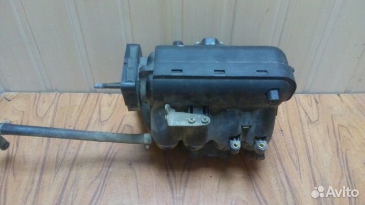 Hyundai accent коллектор впускной 2831026653