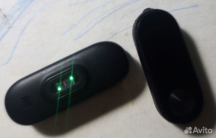 Фитнес трекер Xiaomi Mi Band 3 (xmsh05HM)