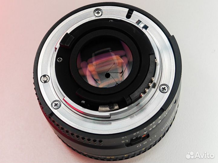 Объектив Nikon Nikkor 50mm f/1.8 D