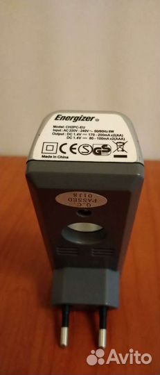 Зарядное устройство Energizer с аккумуляторами