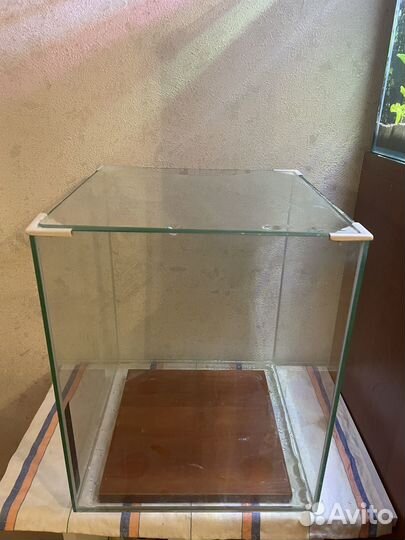 Аквариум с тумбой