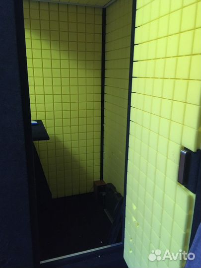 Вокальная кабина