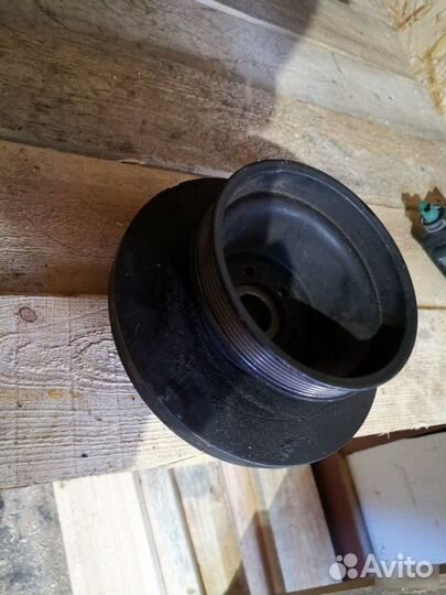 Демпфер шкив коленвала Mercedes-Benz M119