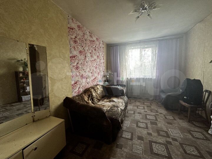 2-к. квартира, 53 м², 3/3 эт.