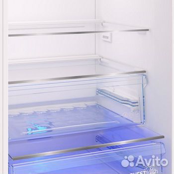 Двухкамерный холодильник Beko