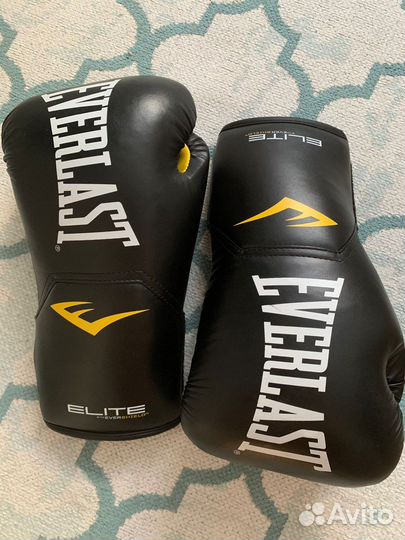Боксерские перчатки Everlast elite