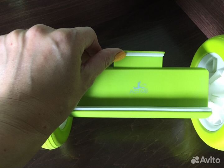 Гимнастический ролик-тренажёр Avon Active