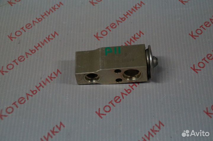 Nissan 92200-9F510 Клапан кондиционера