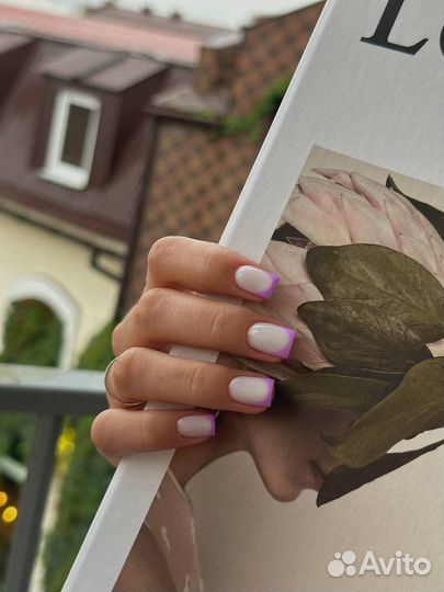 Маникюр педикюр