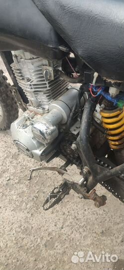 Кроссовый мот