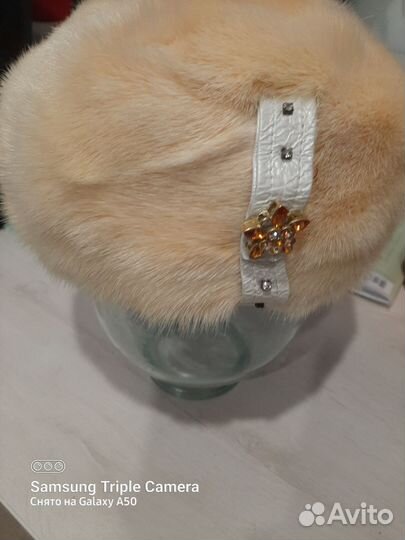 Берет женский норковый