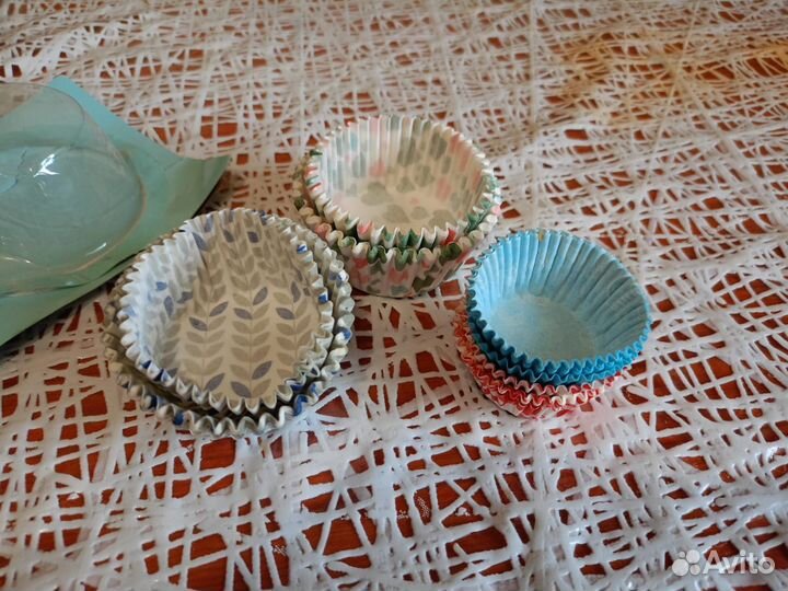 Силиконовые и бумажные формы для выпечки