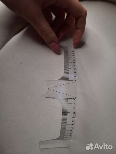 Линейка для бровей