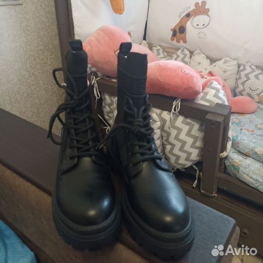 Ботинки демисезонные женские 40