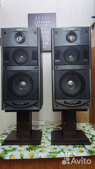 Подставки - стойки под акустику