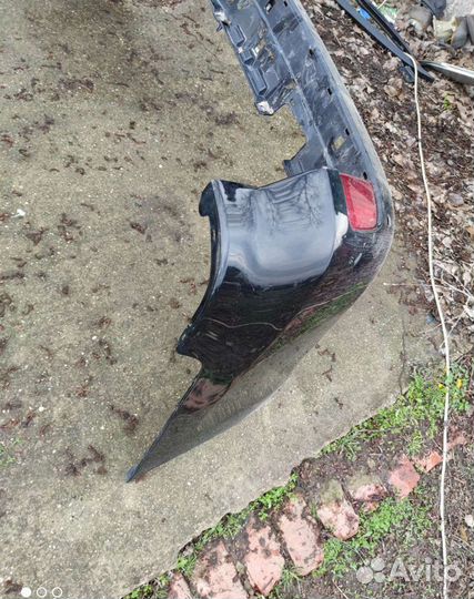 Бампер задний Toyota Land Cruiser 200