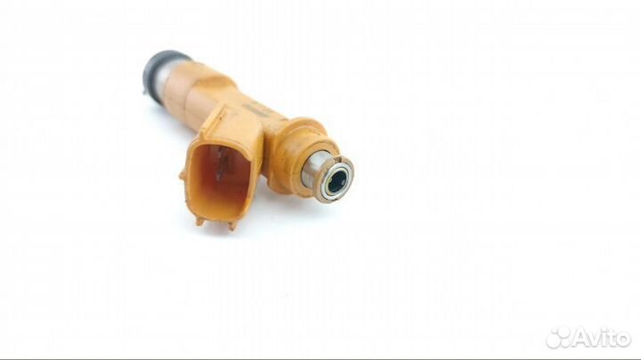 Форсунка топливная Toyota Passo KGC10 1KR 2008