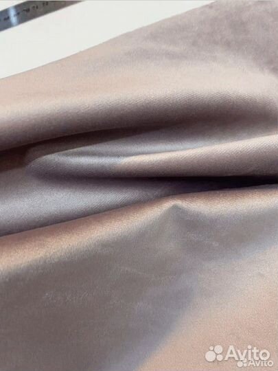 Велюровая ткань (2,4м * 0,4м) темно-розовая