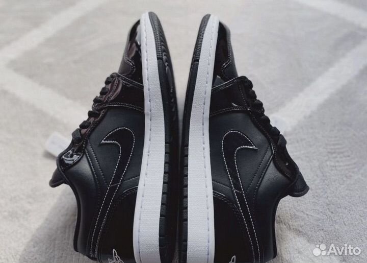 Кроссовки nike air jordan 1