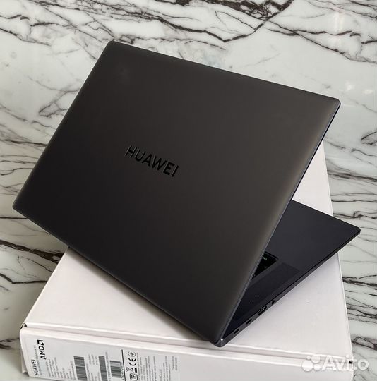 Huawek matebook 16 2,5K R7 5800H 16GB 512GB