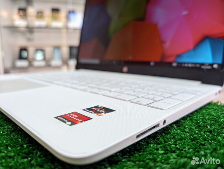 Ноутбук HP 15s-eq1267ur (FHD/IPS) 8/512Gb SSD