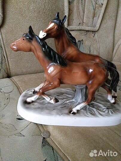 Статуэтка Лошади