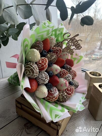 Клубничный букет клубника в шоколаде