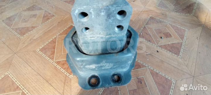 Подушка крепления двигателя задняя DAF XF 106 2016