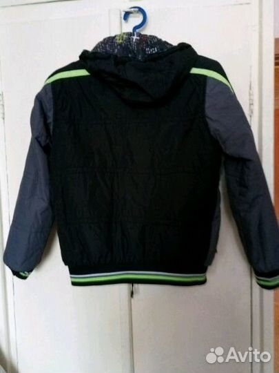Куртка весенняя для мальчика 10-12лет