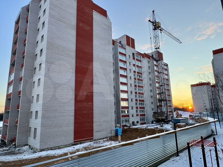 2-к. квартира, 60,4 м², 8/10 эт.