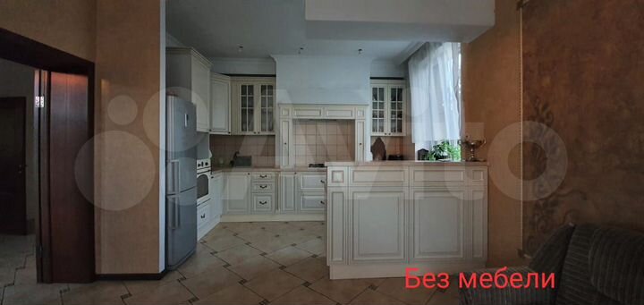 Дом 200 м² на участке 11 сот.