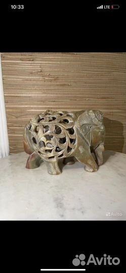 Статуэтка слона из мрамора