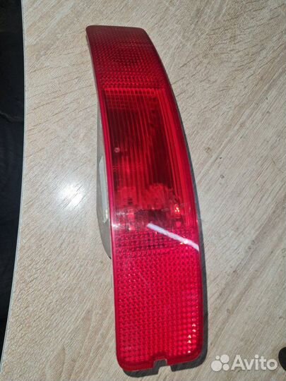 Фара противотуманная задняя правая Volvo Xc90