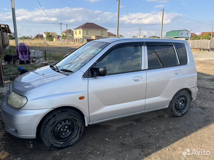 Mitsubishi Dingo, 2002