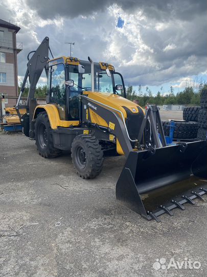 Водитель на трактор