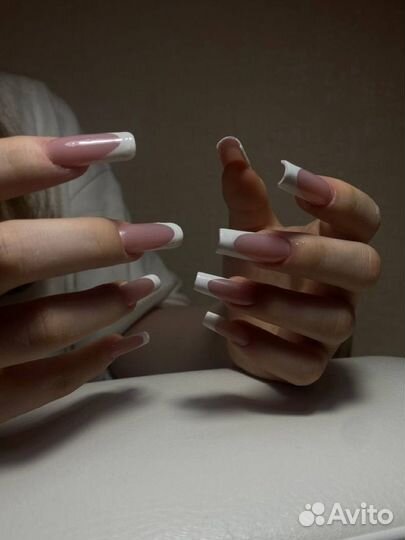 Маникюр на дому