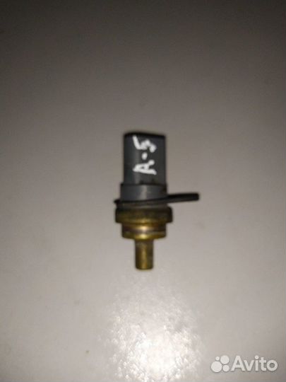 Датчик температуры Skoda Octavia 2012