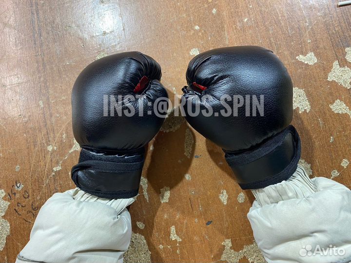 Боксерские перчатки 4oz