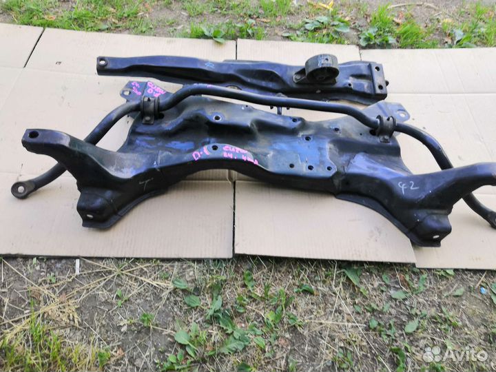 Балка передняя подрамник Mitsubishi Airtrek Turbo