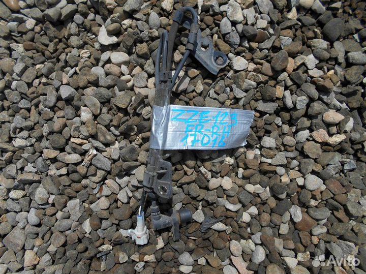 Датчик abs передний правый Toyota Corolla Fielder