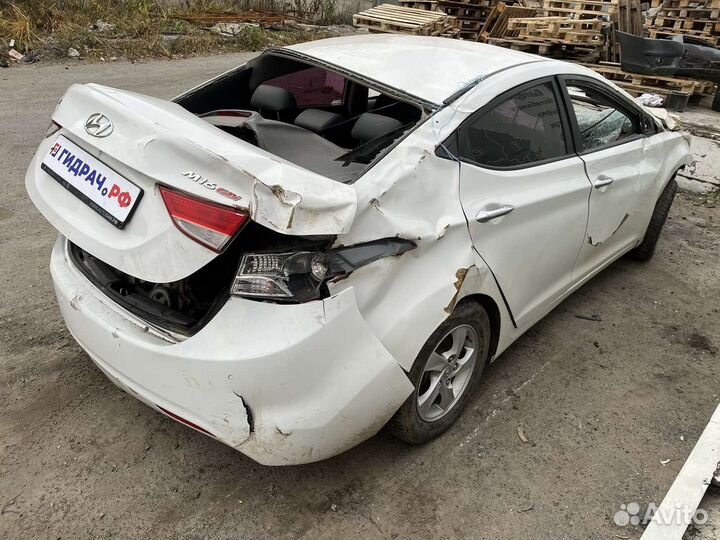 Корпус термостата Hyundai Avante (MD) 256312B051