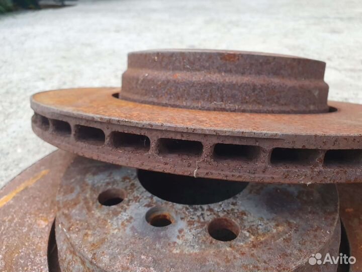 Диск тормозной задний для BMW E65