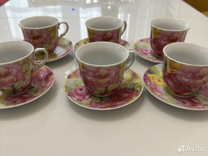 Чайный сервиз розы