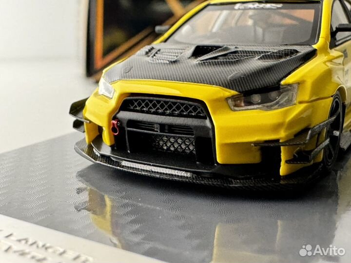 Mitsubishi Lancer Evolution 10 1:64