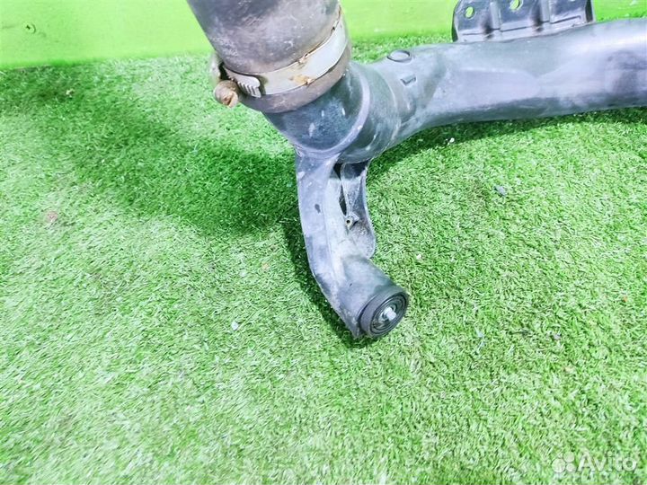 Патрубок интеркулера volkswagen Caddy 3 2013